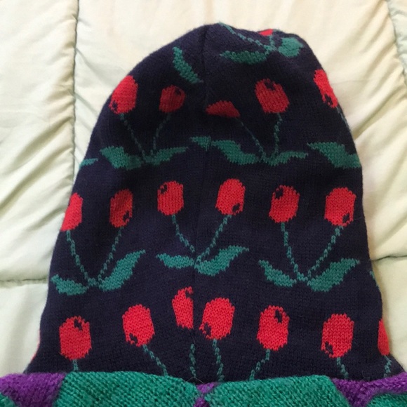 Cul-De-Sac Ugly Hoodie Sweater from Montreal - Picture 4 of 5